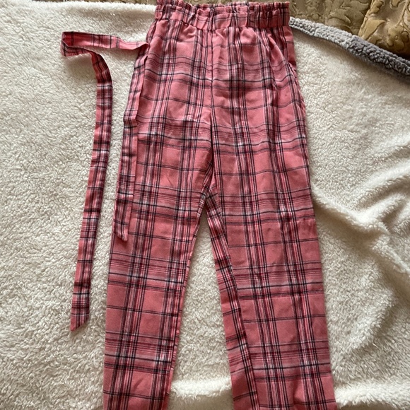 SHEIN Youth Pink Striped Pants With Belt size 11-12Y - Picture 1 of 2
